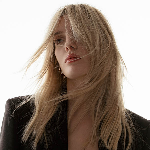 Echthaar Extensions (© Great Lengths)